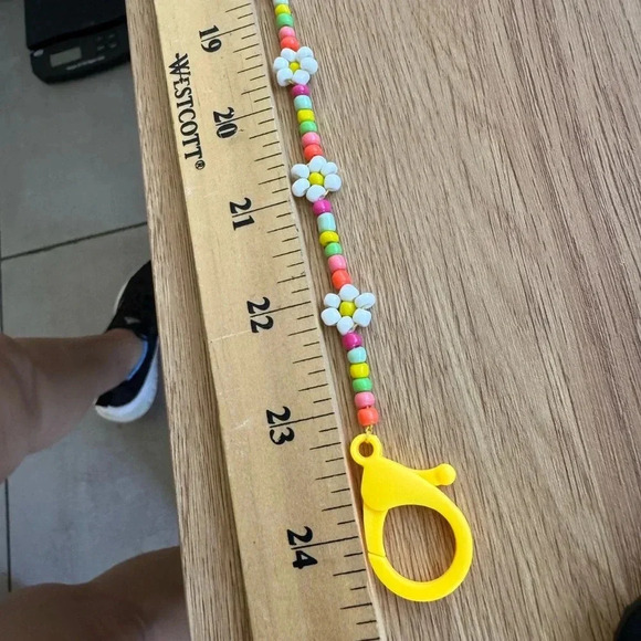 Colorfull Daysi Flowers Beads Necklace - Picture 5 of 7